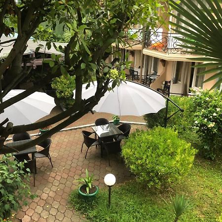 Hotel Simpatia Kobuleti Exterior foto